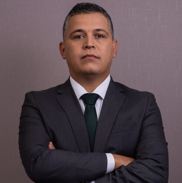 https://www.ortenseperez.com.br/wp-content/uploads/2026/05/Dr.-Miguel-scaled-e1779239972527.jpg